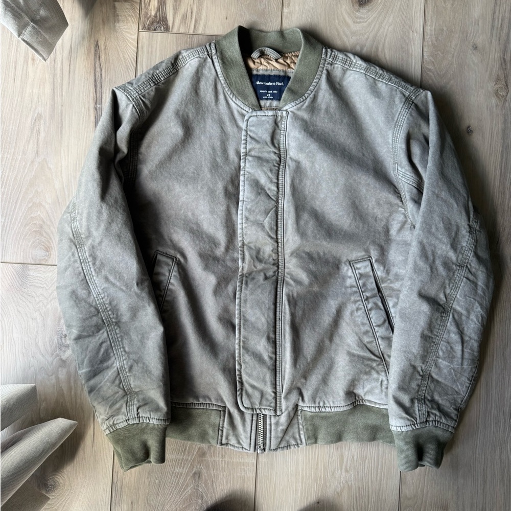 Abercrombie & Fitch Olive Utility Bomber Jacket (NWOT)